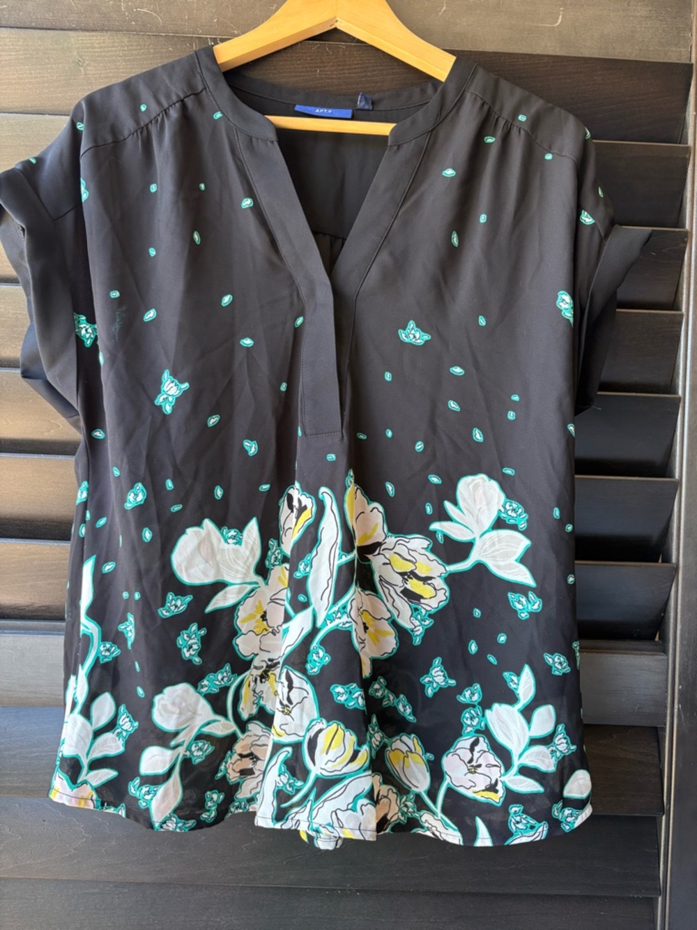 Apt 9 Black Floral Short Sleeve Blouse Size Large NWT